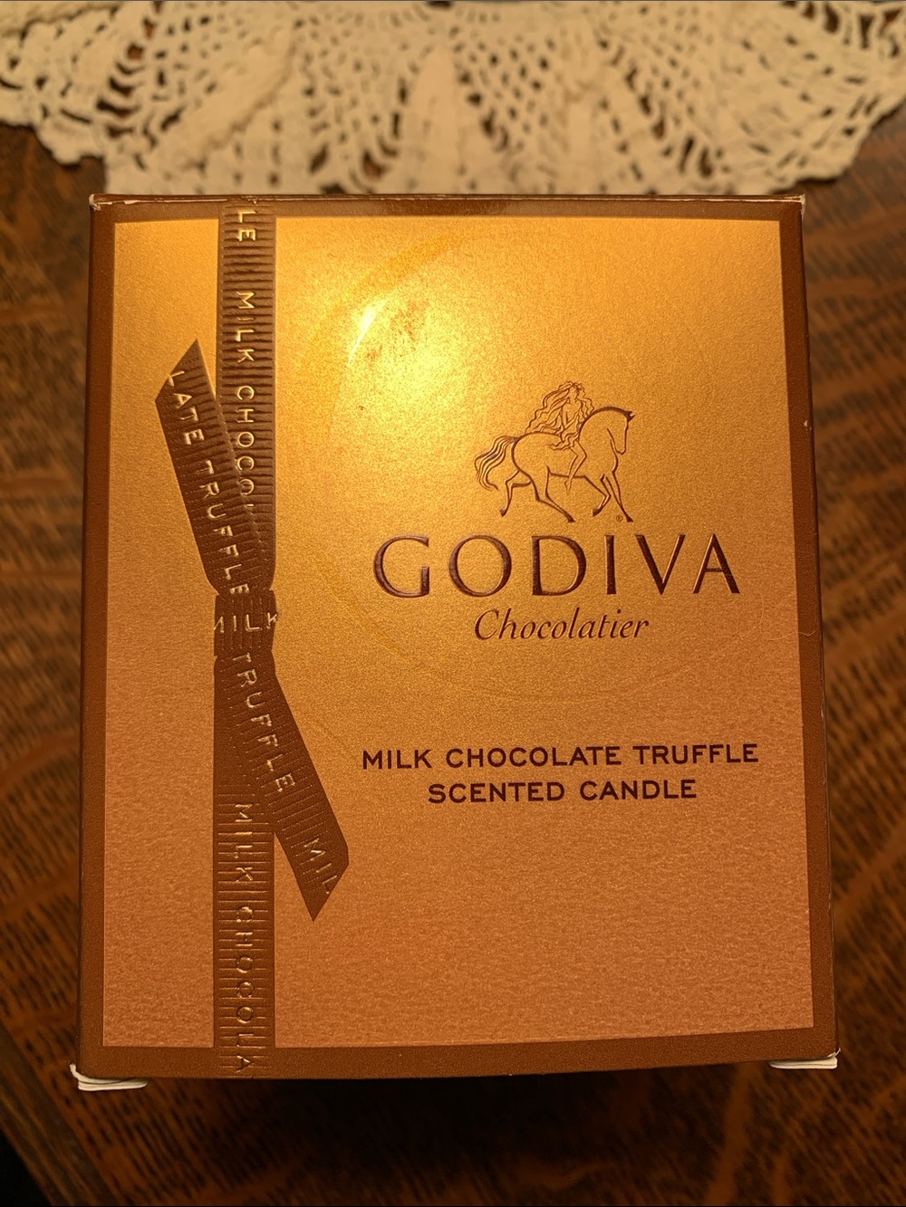 Godiva Chocolatier Milk Chocolate Truffle Scented Candle
7 oz
Unused
